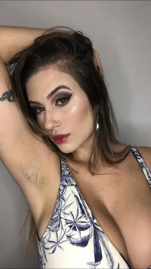 Louise Adams OnlyFans Leaked Free Thumbnail Picture - #4JTo65al2m