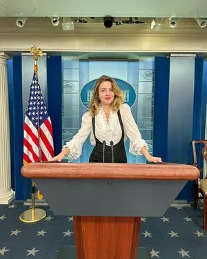 Louise Aubery OnlyFans Leaked Free Thumbnail Picture - #giV1fu3i3V