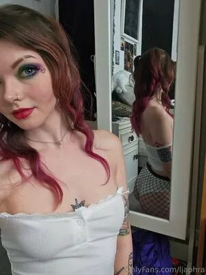 Louise Julie OnlyFans Leaked Free Thumbnail Picture - #Esjw68vnkA