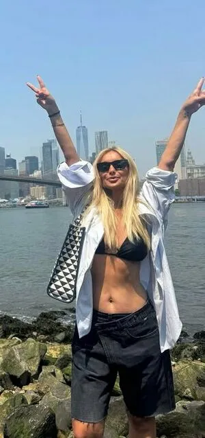 Louise Redknapp OnlyFans Leaked Free Thumbnail Picture - #lkMBdEhh1q