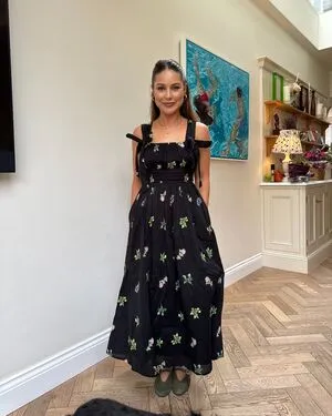 Louise Thompson OnlyFans Leaked Free Thumbnail Picture - #41QgSZGxCk