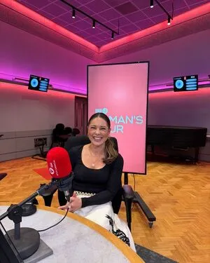 Louise Thompson OnlyFans Leaked Free Thumbnail Picture - #9COYwam7FM