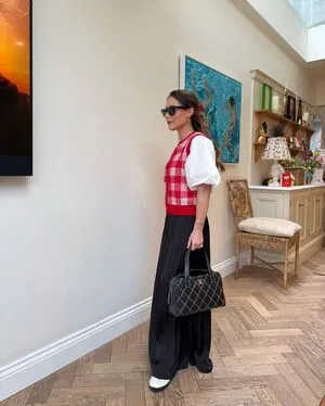 Louise Thompson OnlyFans Leaked Free Thumbnail Picture - #F8v9QOtPMW