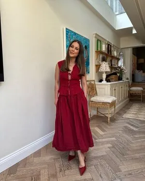 Louise Thompson OnlyFans Leaked Free Thumbnail Picture - #GZjSsAI0Tk