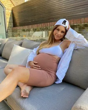 Louise Thompson OnlyFans Leaked Free Thumbnail Picture - #I5TSwTirFR