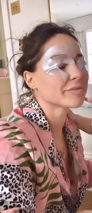 Louise Thompson OnlyFans Leaked Free Thumbnail Picture - #ln5DTlILrW