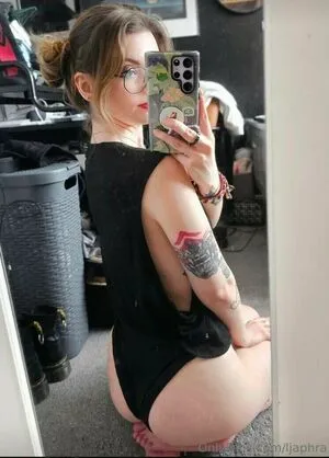 LouiseJulie OnlyFans Leaked Free Thumbnail Picture - #4TYDhe2KV7
