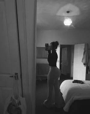 Louiselaingx OnlyFans Leaked Free Thumbnail Picture - #EuXP5ssnUd