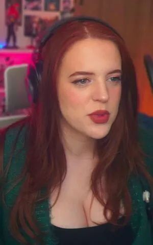 louiseyhannah OnlyFans Leaked Free Thumbnail Picture - #ssAORbBHYQ