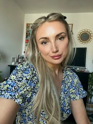 Louisezus OnlyFans Leaked Free Thumbnail Picture - #bGrzLNEKA5