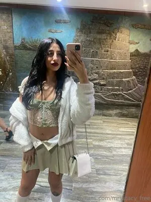 Lova Free OnlyFans Leaked Free Thumbnail Picture - #DYZWlafS0N