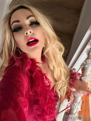 Love Misssarah Basic OnlyFans Leaked Free Thumbnail Picture - #E1EkD87GFt