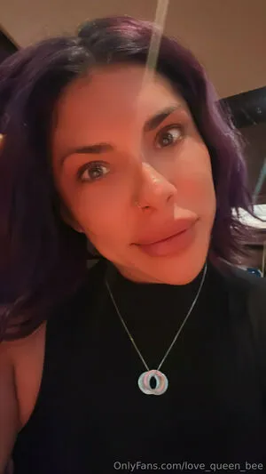 Love Queen Bee OnlyFans Leaked Free Thumbnail Picture - #6XXeOBWSv5