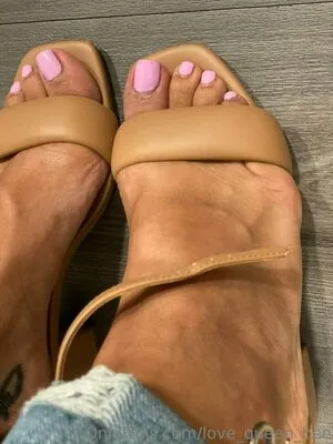 Love Queen Bee OnlyFans Leaked Free Thumbnail Picture - #q3Oa92S9GO