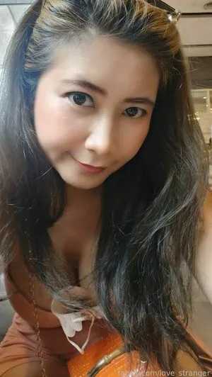 Love Stranger OnlyFans Leaked Free Thumbnail Picture - #1ShDpXxonv