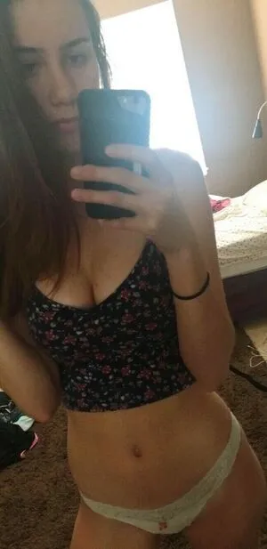Loveandtobelovedd OnlyFans Leaked Free Thumbnail Picture - #SGRyGXCB6K