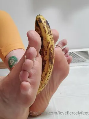 Lovefiercelyfeet OnlyFans Leaked Free Thumbnail Picture - #xyUIS3LYlu
