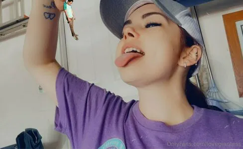 Lovegiantess OnlyFans Leaked Free Thumbnail Picture - #81kplnE1GT