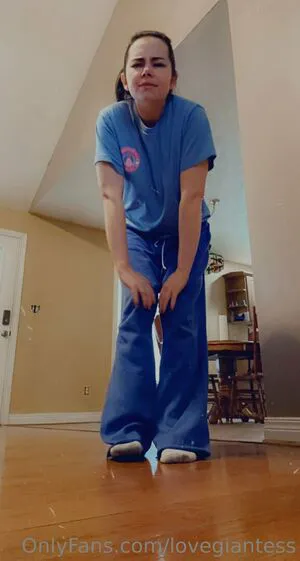 Lovegiantess OnlyFans Leaked Free Thumbnail Picture - #DP85RYYb2s
