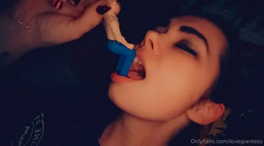 Lovegiantess OnlyFans Leaked Free Thumbnail Picture - #FZMp57Lz3E