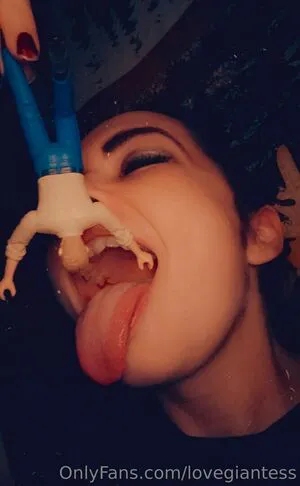 Lovegiantess OnlyFans Leaked Free Thumbnail Picture - #IFI8e9G6CJ