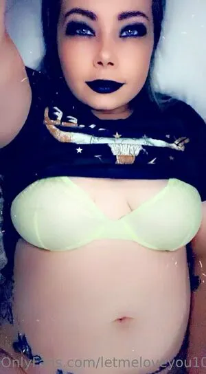 Lovegiantess OnlyFans Leaked Free Thumbnail Picture - #tnAVPNxV3M