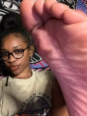 Loveleefeet OnlyFans Leaked Free Thumbnail Picture - #gcYa9mNfCu