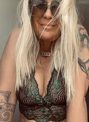 Lovely Anna OnlyFans Leaked Free Thumbnail Picture - #NoVyBM49OV