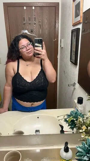 Lovely Luna024 OnlyFans Leaked Free Thumbnail Picture - #piHswoRrxG