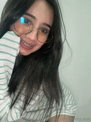 Lovely Zoe OnlyFans Leaked Free Thumbnail Picture - #L6bF1AiTN7