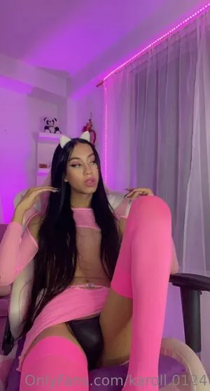 Lovelykaroll OnlyFans Leaked Free Thumbnail Picture - #VpadU0HvFt