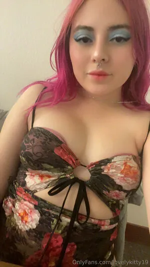 Lovelykitty19 OnlyFans Leaked Free Thumbnail Picture - #t9P1d8o95v
