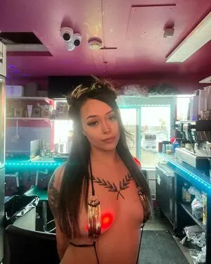 Lovelykylieept OnlyFans Leaked Free Thumbnail Picture - #PltwlJWq7n