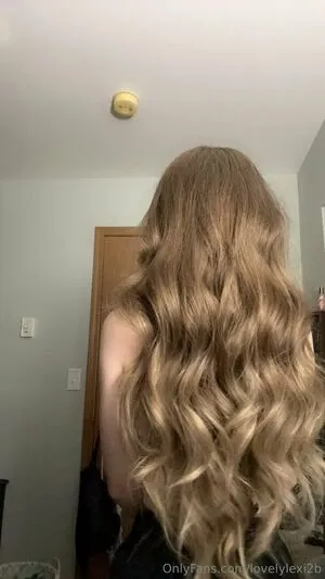 Lovelylexi2b OnlyFans Leaked Free Thumbnail Picture - #TO7yo2smbo