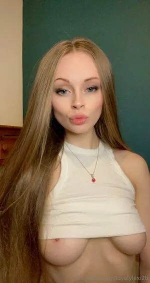 Lovelylexi2b OnlyFans Leaked Free Thumbnail Picture - #woMyw8Womz