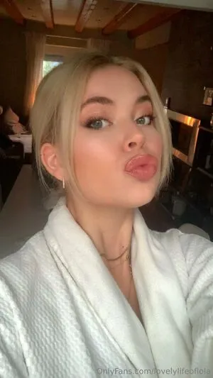 Lovelylifeoflola OnlyFans Leaked Free Thumbnail Picture - #eIvbWrBbmV