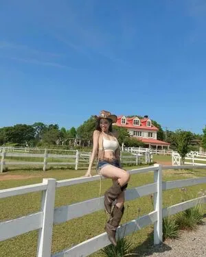 Lovelynnboo OnlyFans Leaked Free Thumbnail Picture - #ZHKI5WDJff
