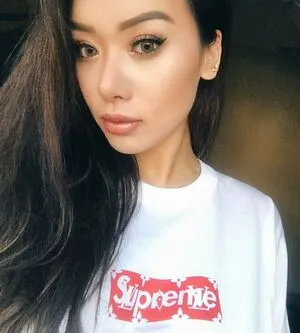 Lovelynnc OnlyFans Leaked Free Thumbnail Picture - #liXtcF71RE