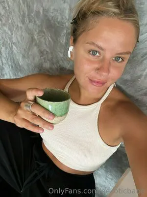 Lovelyrachel2000 OnlyFans Leaked Free Thumbnail Picture - #MmATSma32W