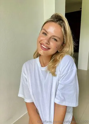 Lovelyrachel2000 OnlyFans Leaked Free Thumbnail Picture - #foB4eeB6fe