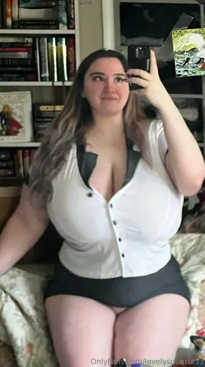 Lovelysquirrel33 OnlyFans Leaked Free Thumbnail Picture - #82NTorJvHG