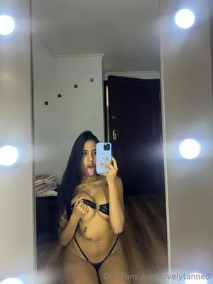 Lovelytanned OnlyFans Leaked Free Thumbnail Picture - #PqwwngNxSn