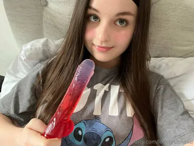 Lovelytinnaxo OnlyFans Leaked Free Thumbnail Picture - #5PsnQZu5E2