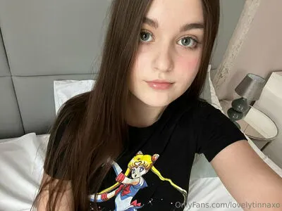 Lovelytinnaxo OnlyFans Leaked Free Thumbnail Picture - #ghdEsLnyCk