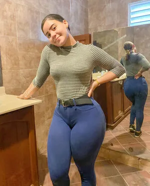 Loverllyc OnlyFans Leaked Free Thumbnail Picture - #pD0KNXdQdS