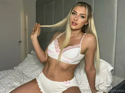 Loveskyexo OnlyFans Leaked Free Thumbnail Picture - #15RwARg2Ix