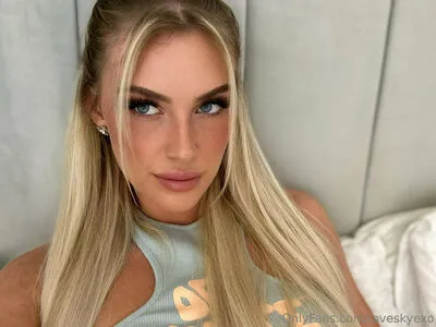Loveskyexo OnlyFans Leaked Free Thumbnail Picture - #nytC3N60Hh