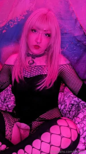 Lovexee OnlyFans Leaked Free Thumbnail Picture - #gnCadKnryM