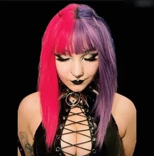 Lovingbats OnlyFans Leaked Free Thumbnail Picture - #WUMXNVG1NG