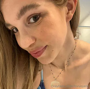Lovvejane OnlyFans Leaked Free Thumbnail Picture - #yuQWHip096